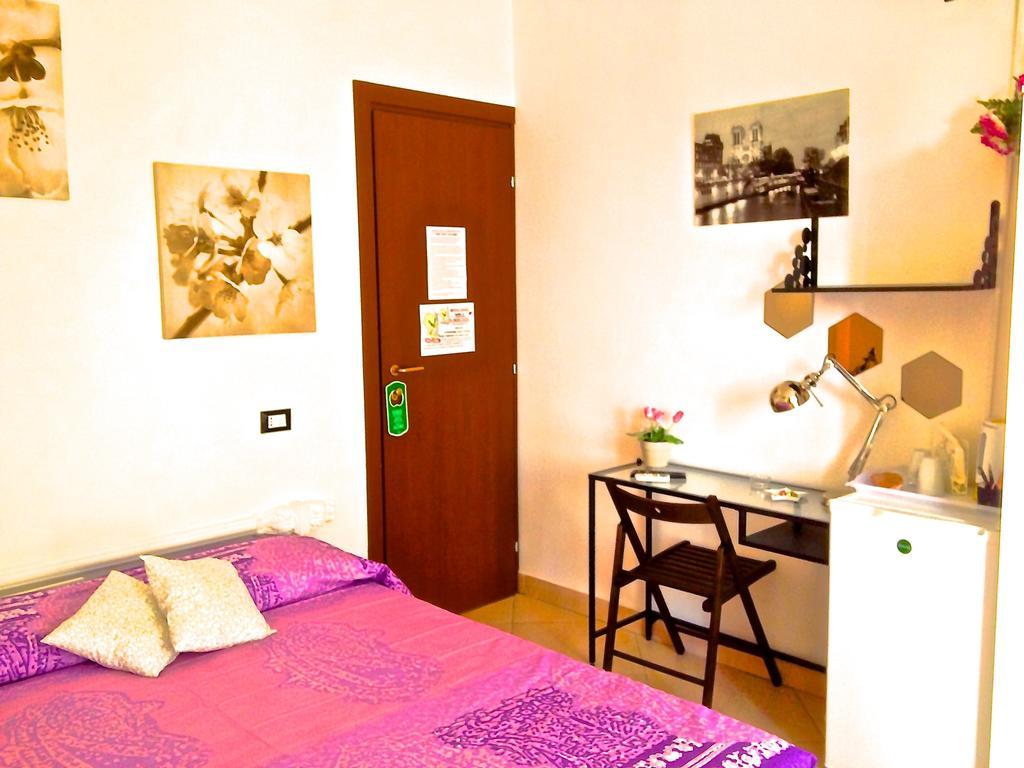 Top Suit Centro - Guest House Brugherio Bagian luar foto