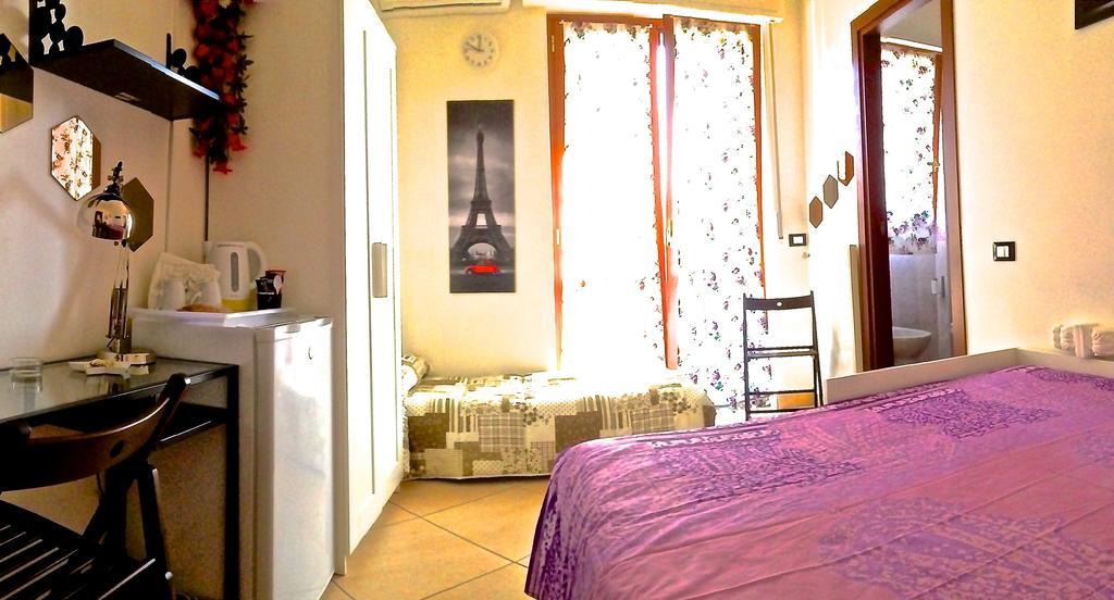 Top Suit Centro - Guest House Brugherio Bagian luar foto